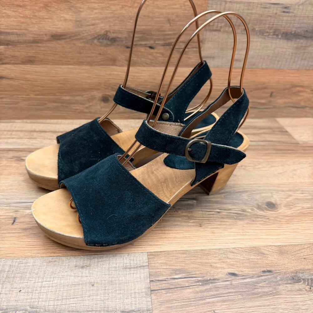 Sanita size 8 Menna Danish black suede sandal wedge shoes